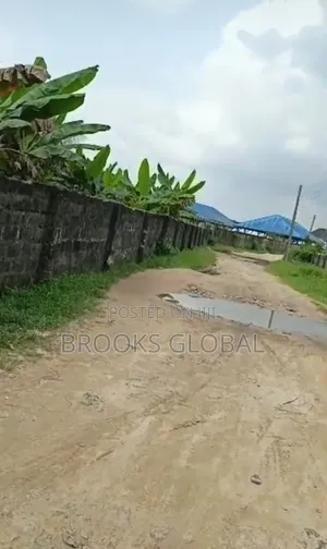 A Fence Round 1 Acre of Land Close 2 Otokutu Express, Otokutu 4 Sale
