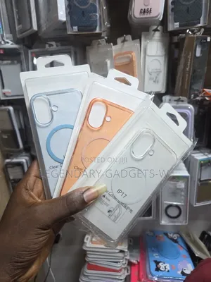 iPhone 17 Transparent Colored Pouch