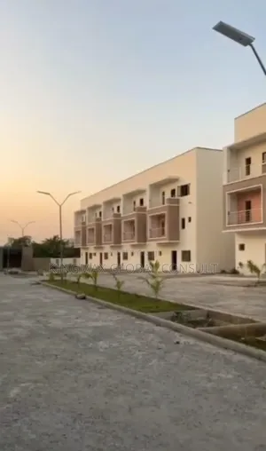 4bdrm Duplex in Maitama for sale