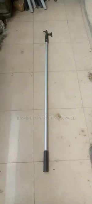 Non Adjustable Aluminum Boat Hook 
Maker ; Lalizas
147cm