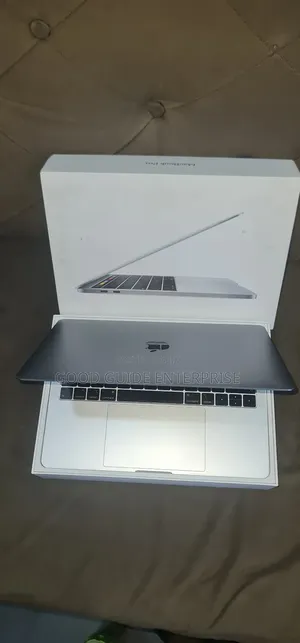 Laptop Apple MacBook Pro 2019 8GB Intel Core I5 SSD 128GB