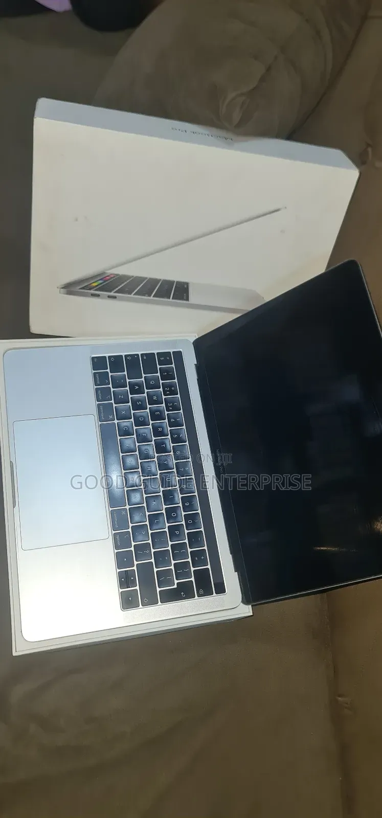 Laptop Apple MacBook Pro 2019 8GB Intel Core I5 SSD 128GB