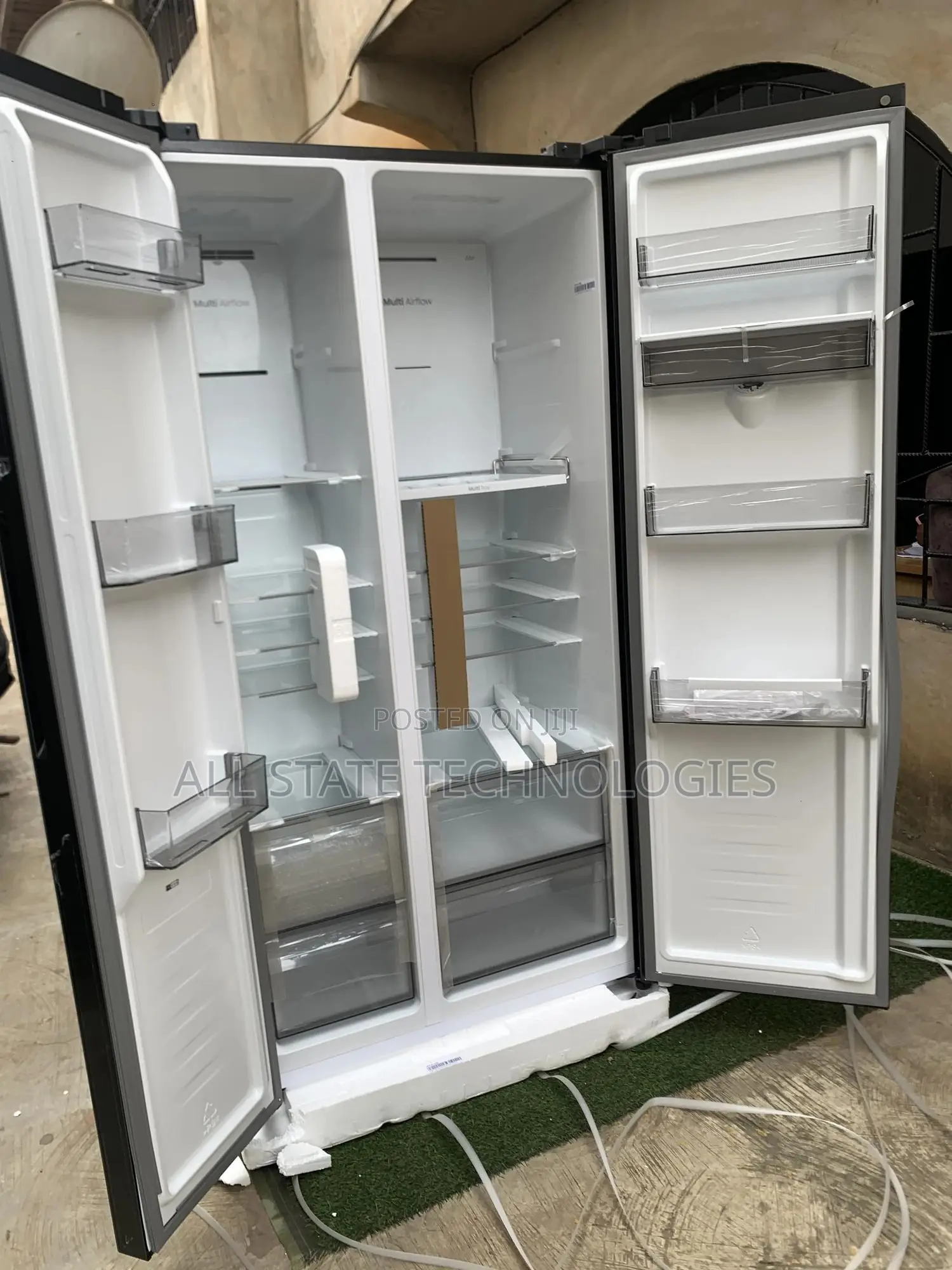 Hisense Ref 5p558nmsg Side-by-Side Fridge Freezer