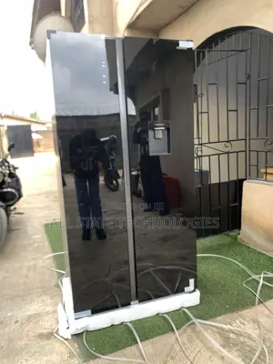 Hisense Side by Side Refrigerator With Inverter Technology