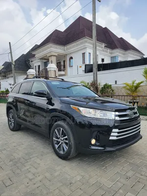 Toyota Highlander XLE 2019 Black