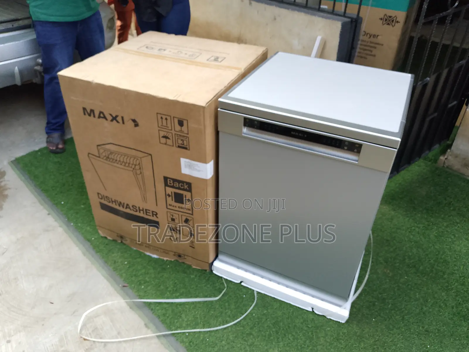 Maxi Dishwasher-Because Kids Make Messes, Maxi Makes Clean.