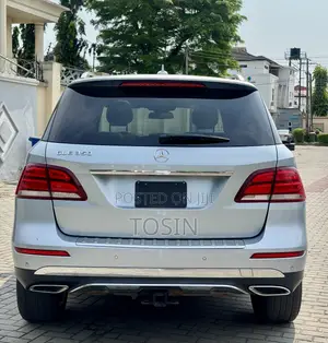 Mercedes-Benz GLE-Class GLE 350 2018 Blue
