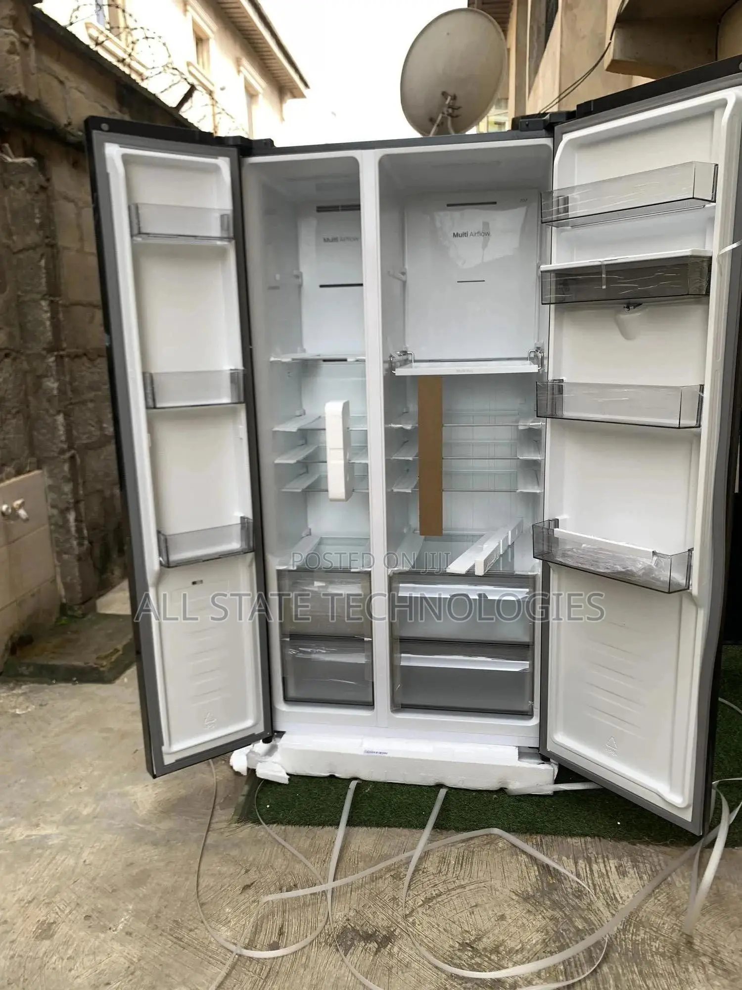 Hisense Inverter Refrigerator Side by Side 529 Liters