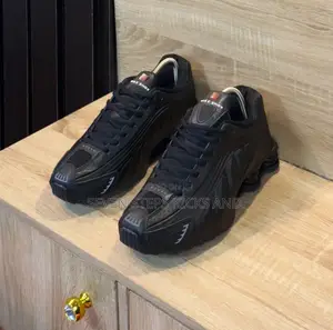 High Quality Nike Shox R4 “Neymar” Luxury Sneakers