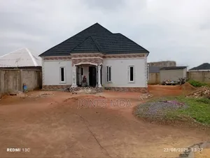 3bdrm Bungalow in Epe for sale