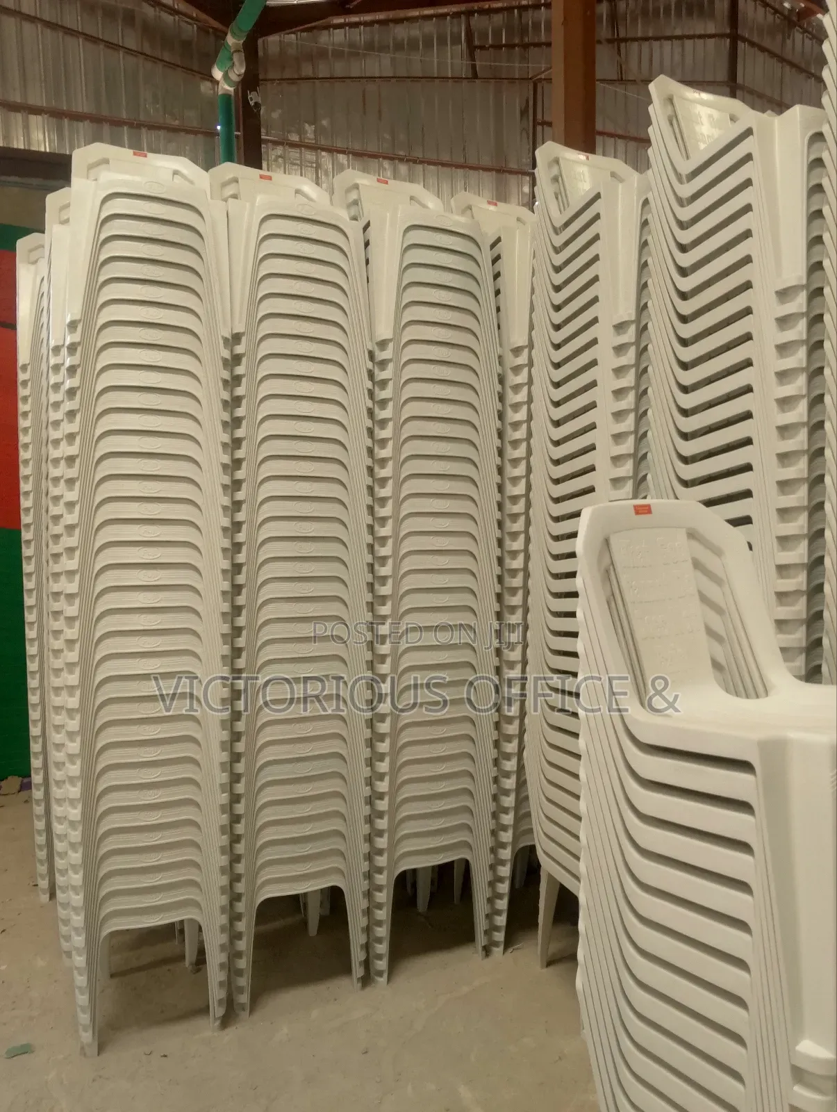 Rida Plastic Chair