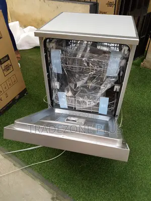 Maxi Dishwasher-Technology That Tackles Grease.