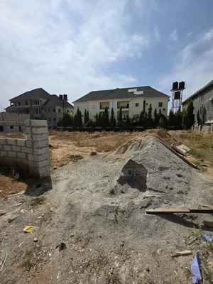 1200sqm for 6 Units of 2 Bed Block of Flat