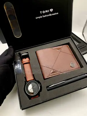 Tomi Leather Set for Men