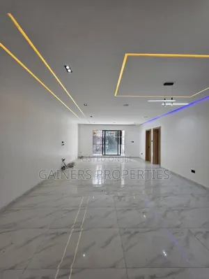 2bdrm Apartment in Lekki Phase 1 for sale