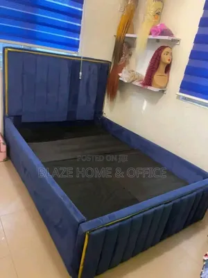 Bedframe 4 1⁄2by6 Available