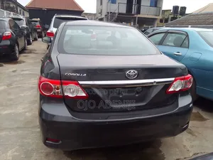 Toyota Corolla 2012 Gray