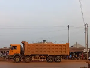 30 Tons of Sharp Sand and Graniet
