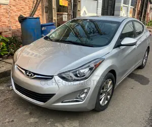 Hyundai Elantra 2015 Silver
