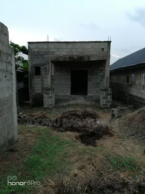3bdrm House in Olayemi Estate, Erunwe for sale