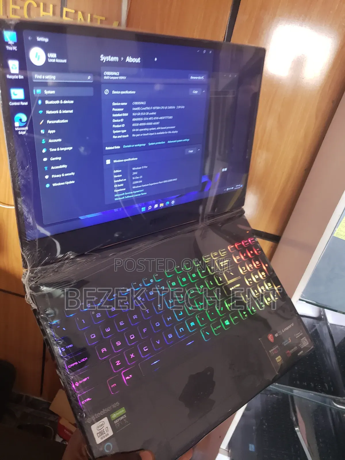 New Laptop MSI GL75 Leopard 16GB Intel Core I7 SSD 512GB