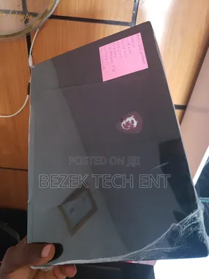 New Laptop MSI GL75 Leopard 16GB Intel Core I7 SSD 512GB