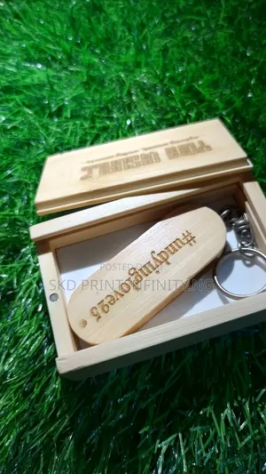 Engraved Wooden Keyholder