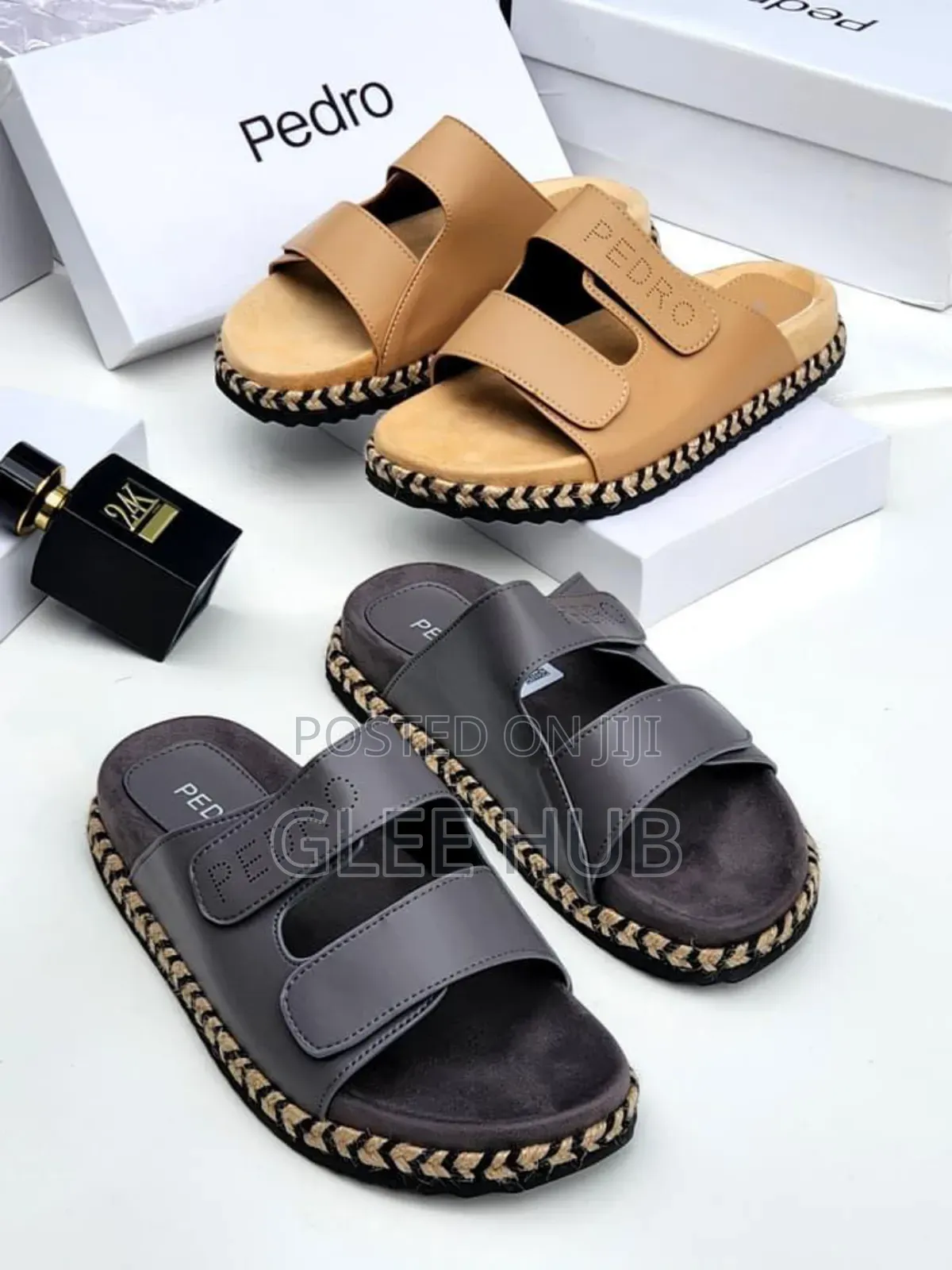 Pedro Luxury Slides