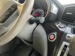 Nissan Quest 2014 Gray