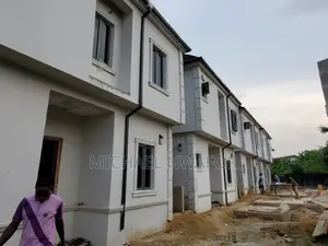 Furnished 3bdrm Duplex in Ibeshe for sale