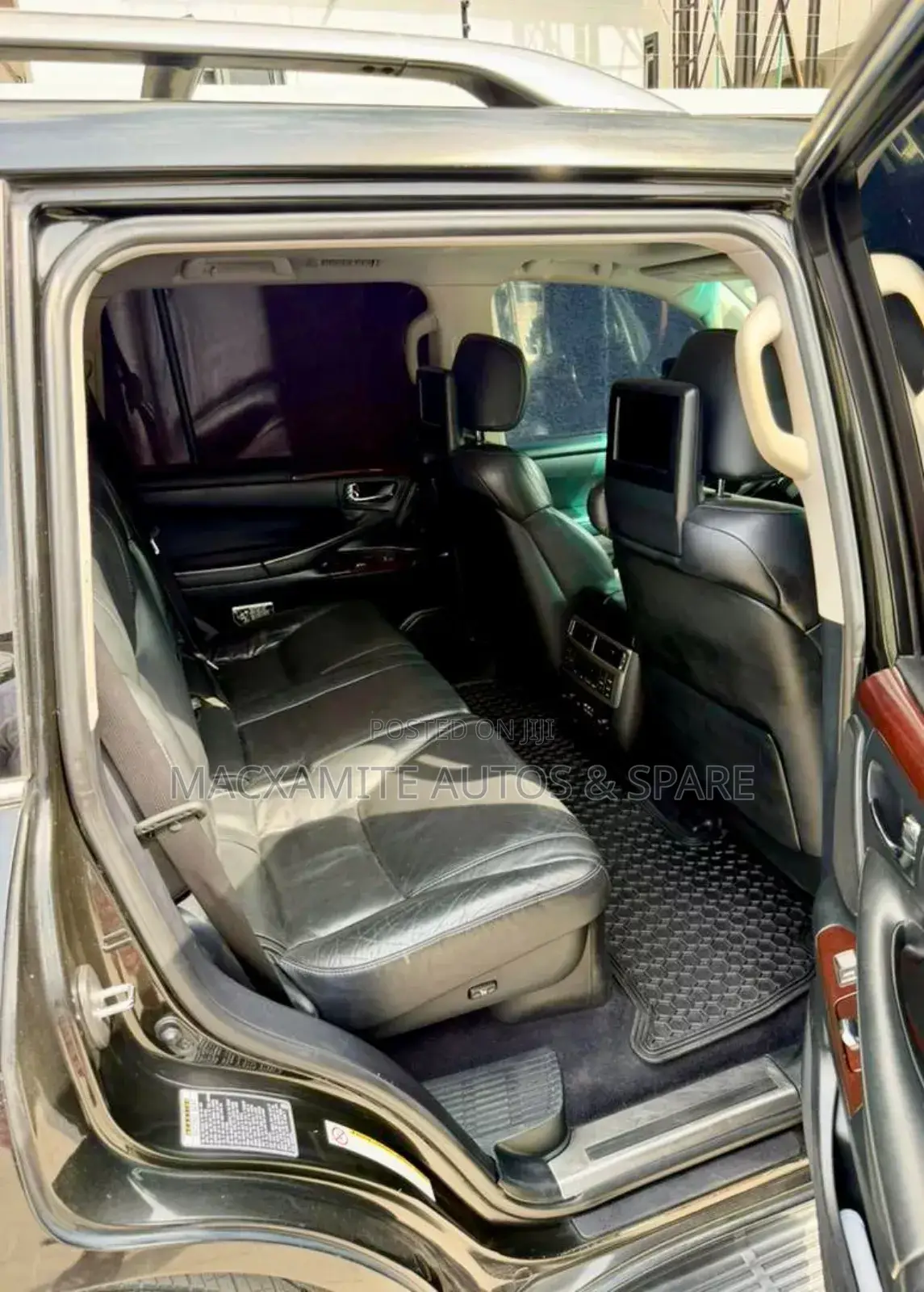 Lexus LX 570 AWD 2013 Black