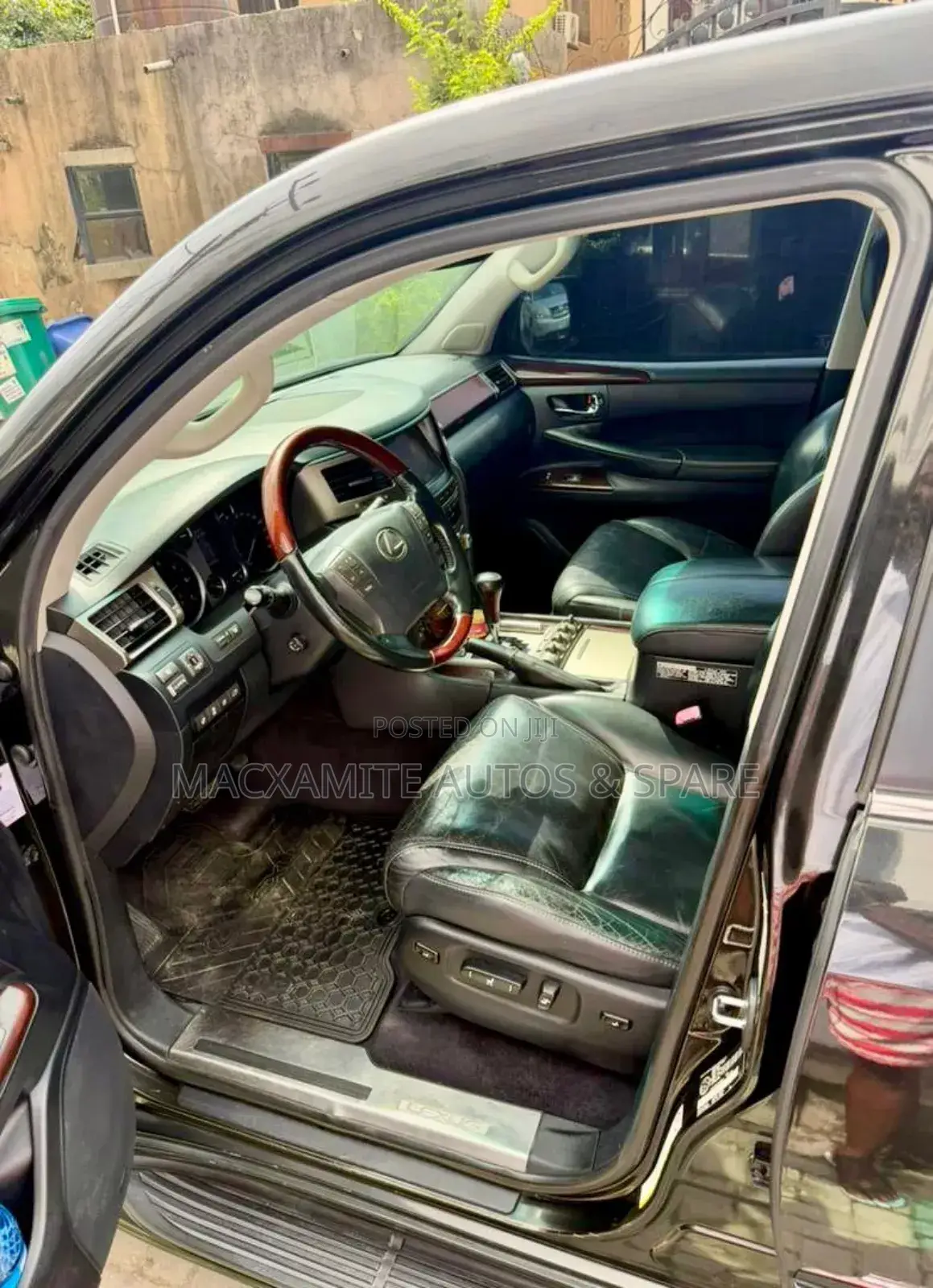 Lexus LX 570 AWD 2013 Black