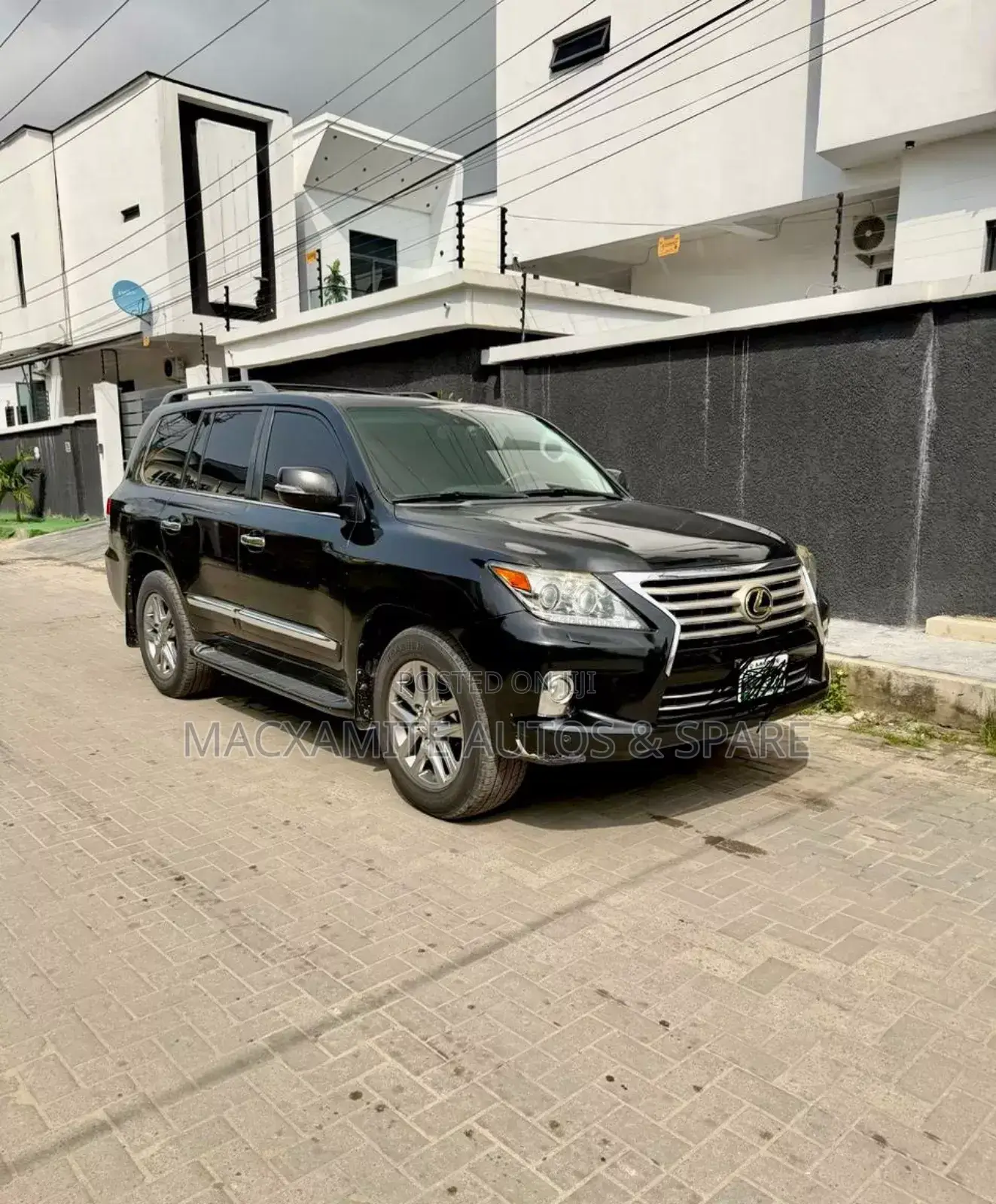 Lexus LX 570 AWD 2013 Black