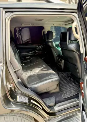 Lexus LX 570 AWD 2013 Black