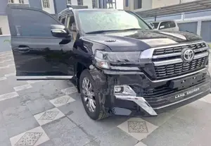 Toyota Land Cruiser 4.0 V6 GXR 2019 Black