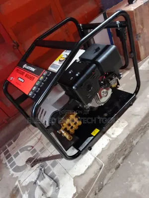 Lithium Pressure Washer