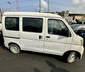 Daihatsu Hijet 2010 White