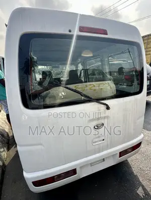 Daihatsu Hijet 2010 White