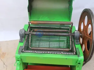 7.5hp Gasoline Peanut Sheller / Groundnut Decorticator Machine