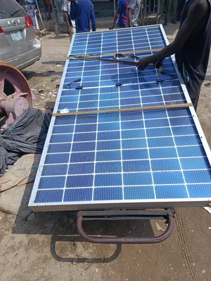 600watt Jinko Solar Panel Halfcourt