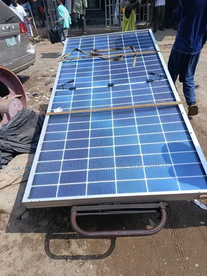 600watt Jinko Solar Panel Halfcourt