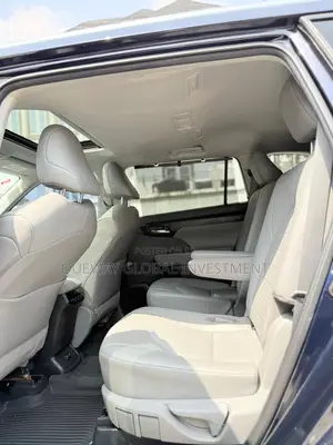 Toyota Highlander XLE 2021 Blue
