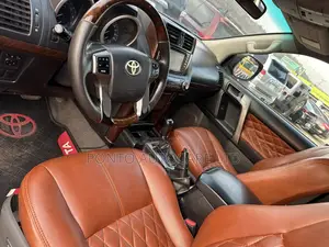 Toyota Land Cruiser Prado 2.7 i 2010 Black