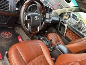 Toyota Land Cruiser Prado 2.7 i 2010 Black