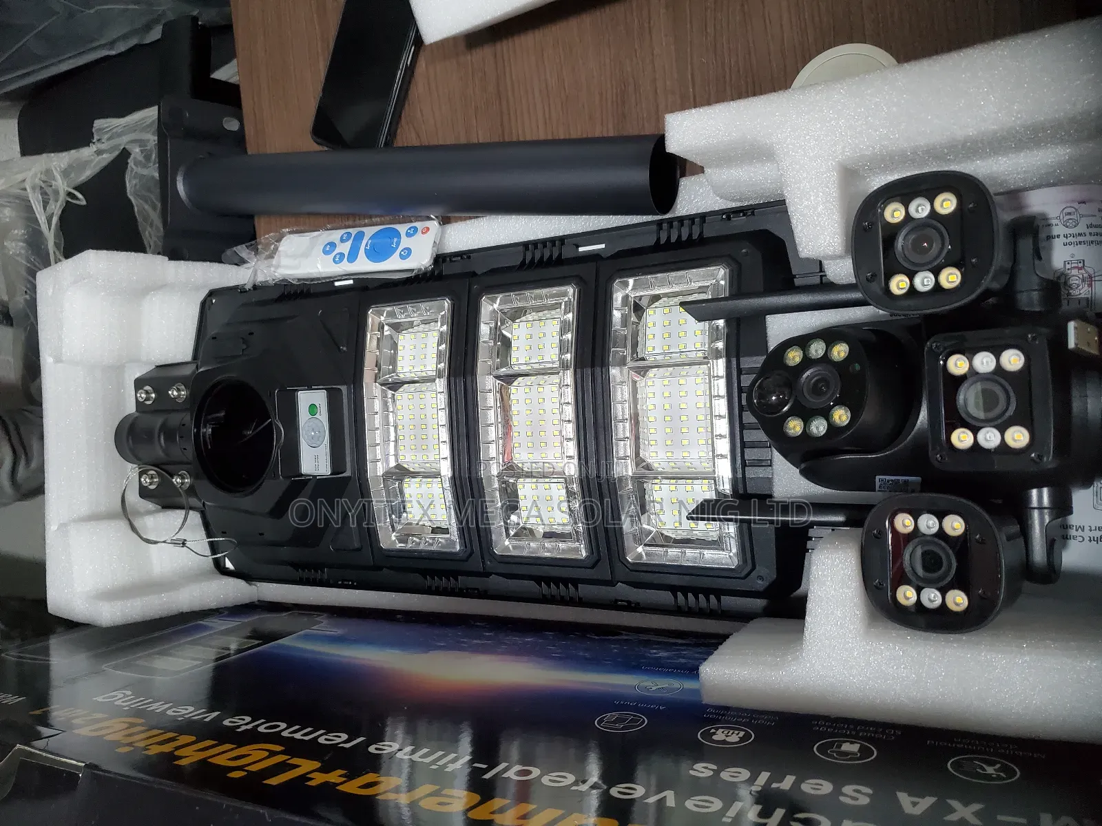 Ai Solar Camera Lighting 2 in 1