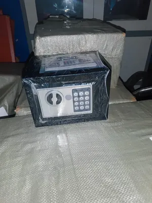 17e Digital Safe Box For Home Office And Hotel