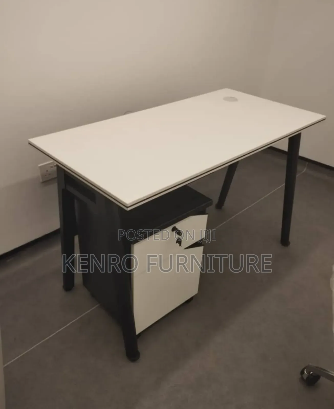 Office Desk