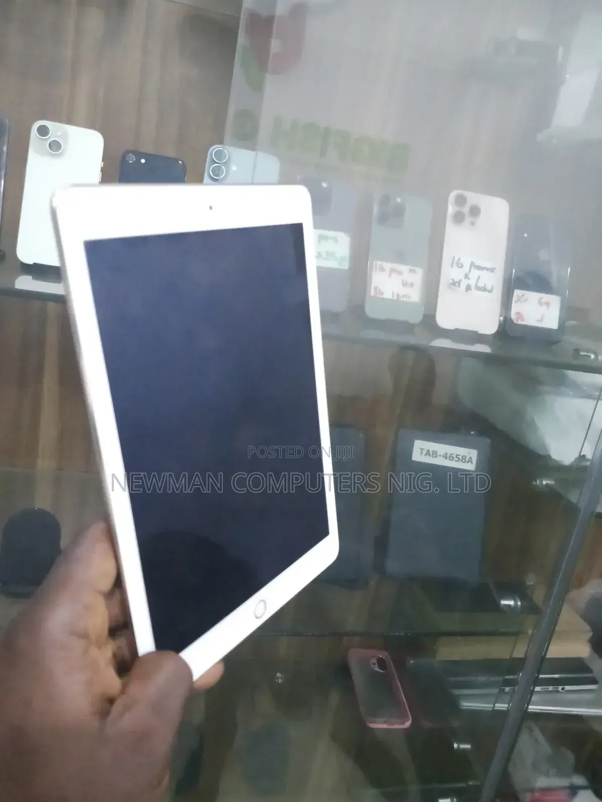 Apple iPad 9.7 128 GB White