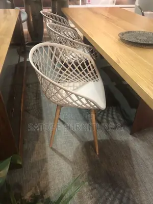 Restaurant Dining Plastic Chair