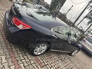 Lexus ES 350 2010 Blue